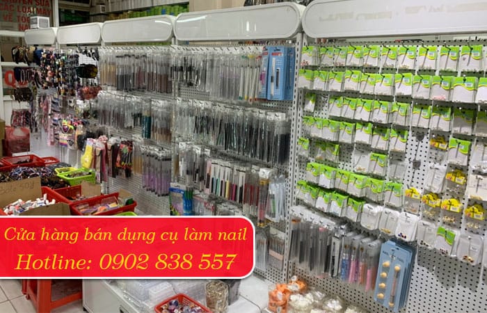 cửa hàng bán dụng cụ làm nail