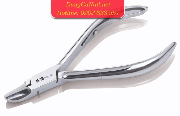 kềm cắt móng tay