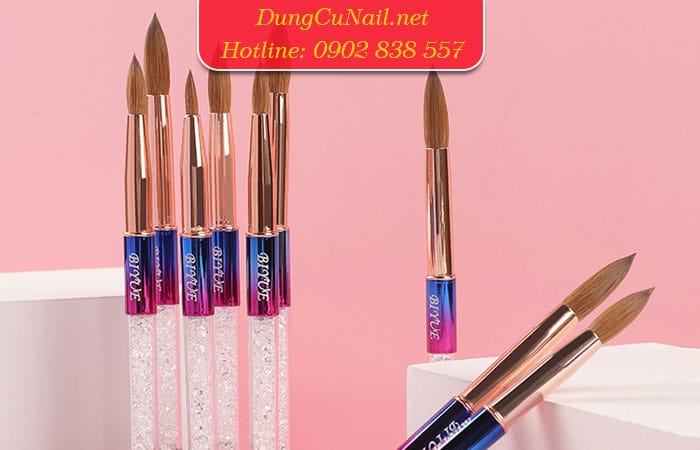 cọ râu vẽ nail
