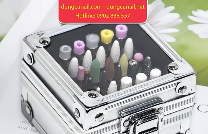 đánh giá dụng cụ làm nail